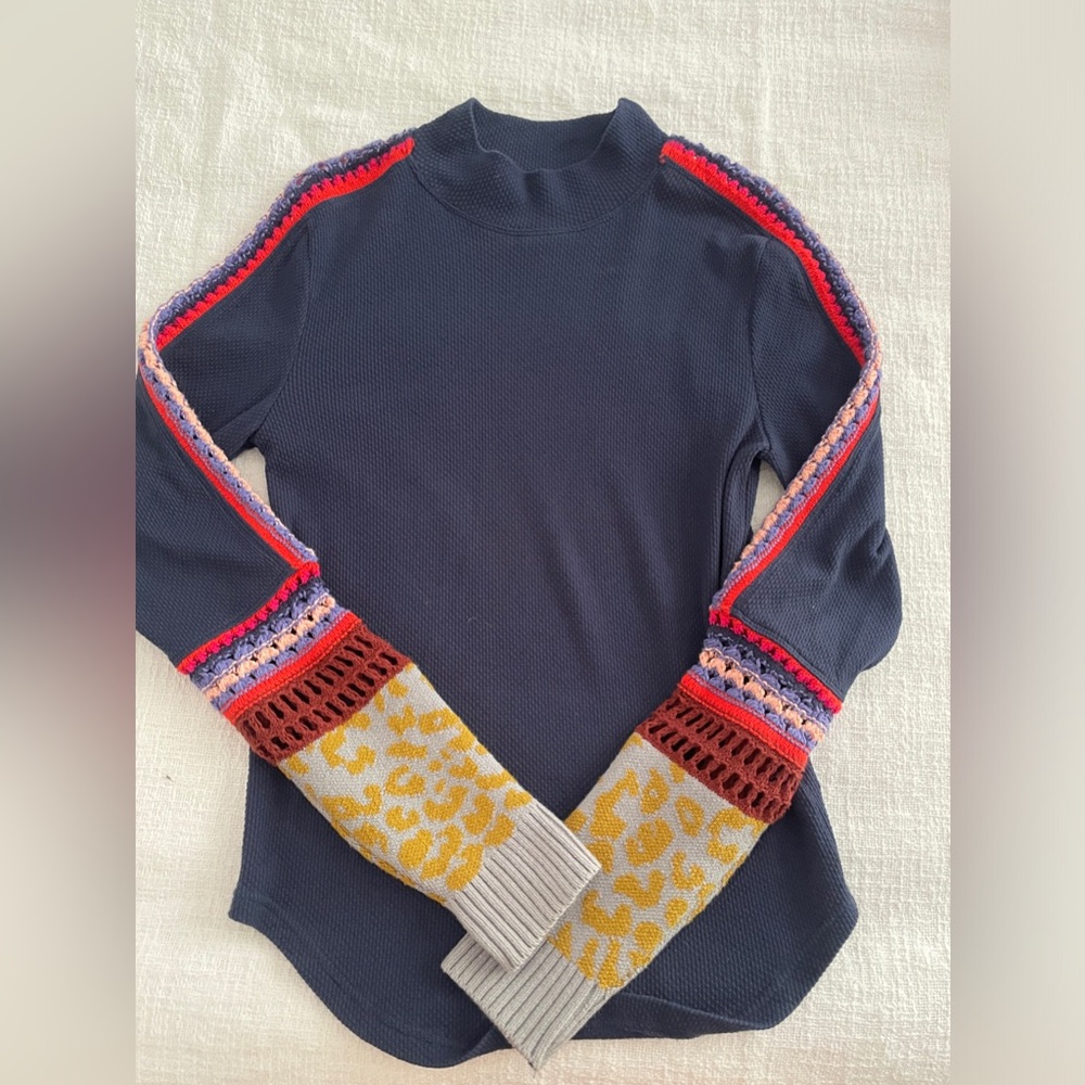 Free people long sleeve crochet sleeves
